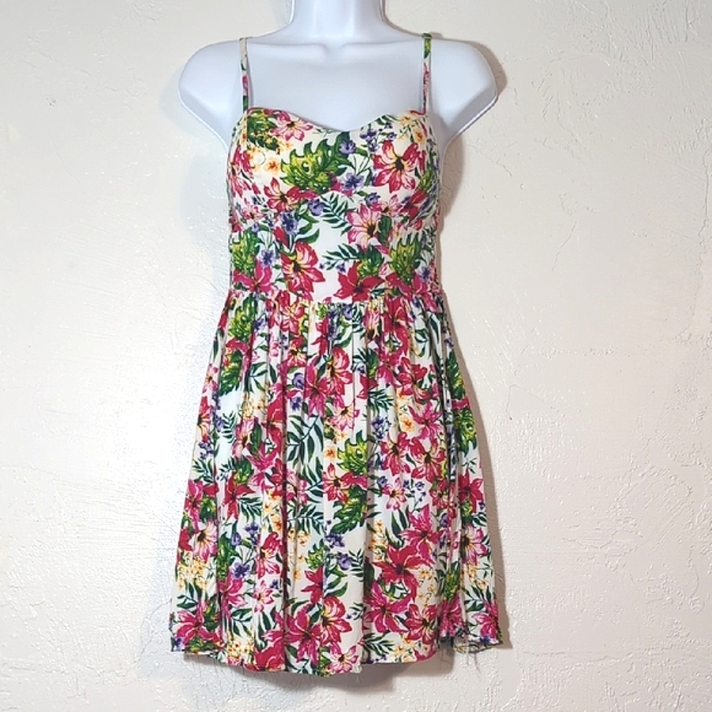 Tropical Flowy Flattering Babydoll Summer Mini Dress Beach Vacation Resortwear